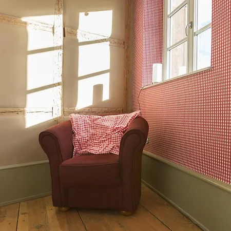 Saint Nicolas Apartment *