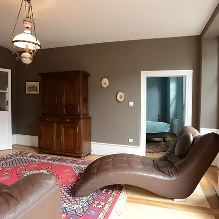Saint Nicolas Apartment *