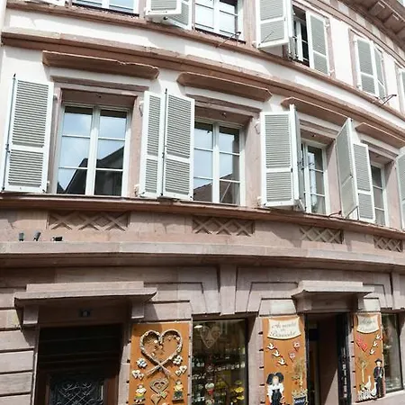 Saint Nicolas شقة